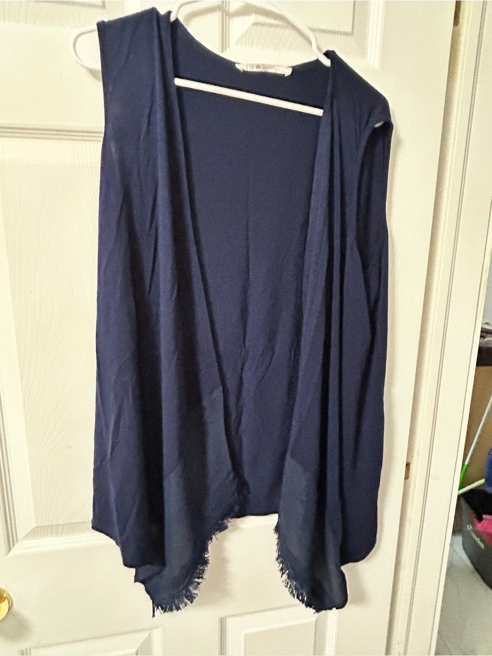 4/$50 cleo Navy Sleeveless Open-Front Fringe Hem kimono Vest
